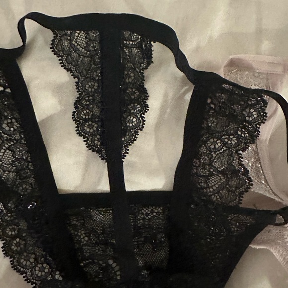 Victoria’s Secret Lace Panties Set, Black (S) & Pink (XS), Brand New - Picture 7 of 7